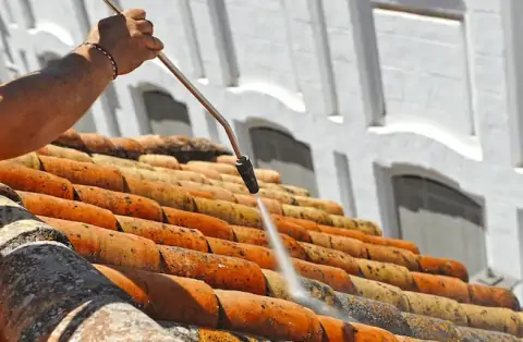 Nettoyage de toitures - Beaucaire